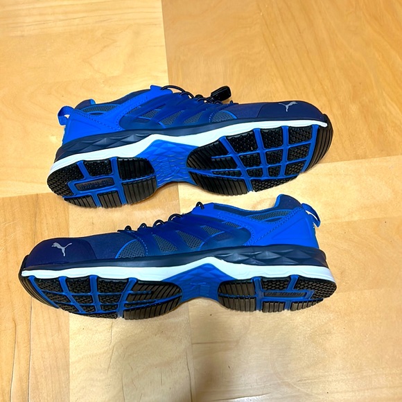 Puma - Picture 4 of 4